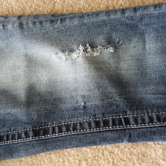 Miss Me Capri - Picture 12 of 13